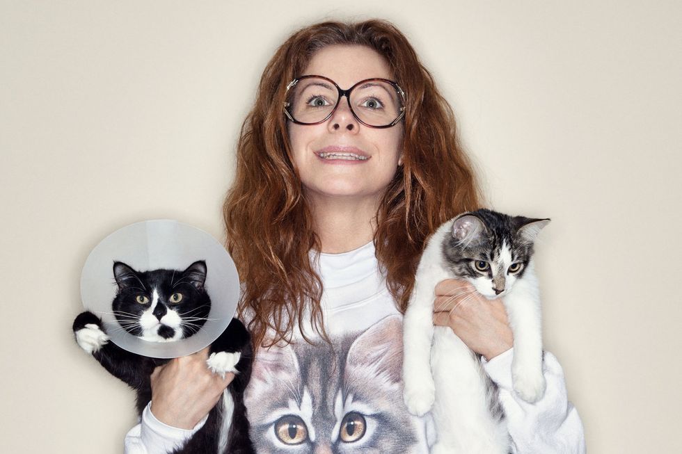 10 Signs You're A Crazy Cat Person