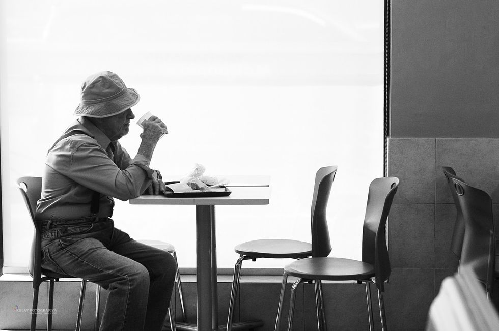 Eating Alone: Breaking the Stigma