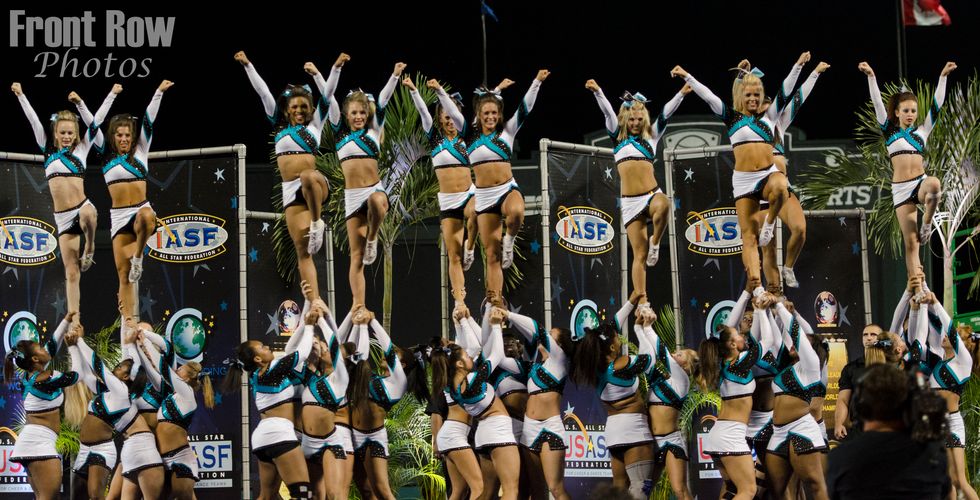 13 Songs Of The 2000s That Describe Competitive Cheerleading