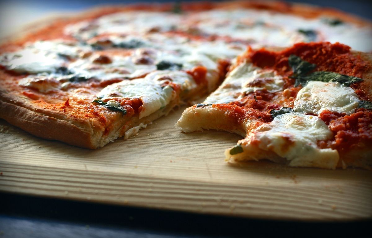 DIY: Pizza Bagel Recipe