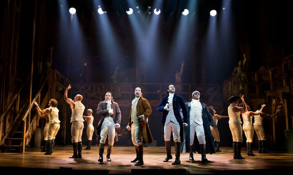5 Reasons Why Everyone Loves "Hamilton"