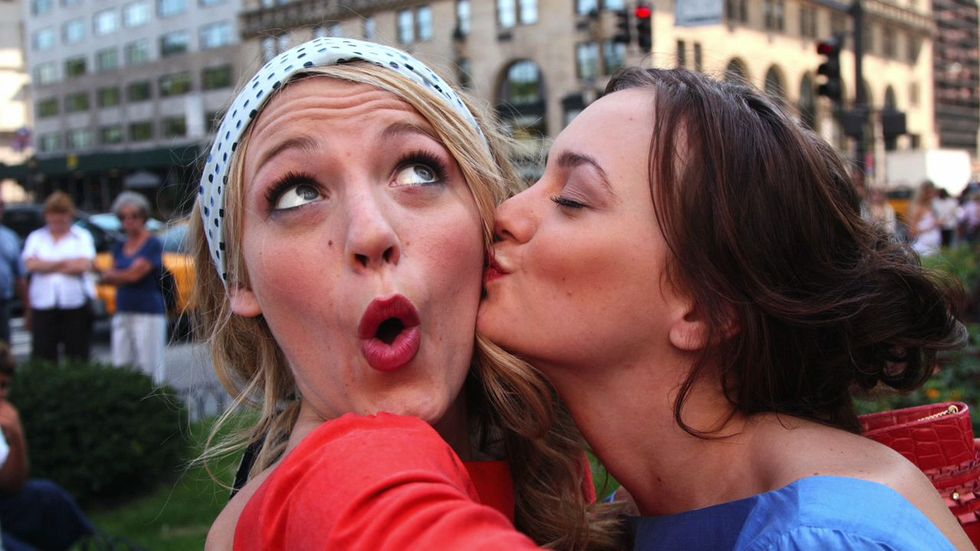 22 Things Girls Secretly Do For Each Other