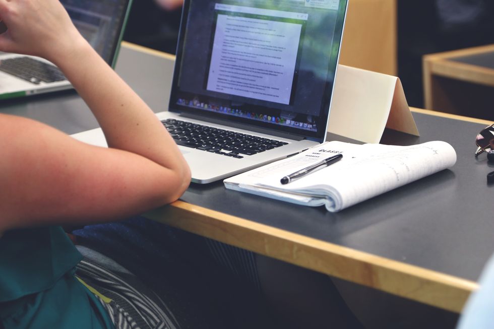 13 Things Every Student Does In Class Besides Work