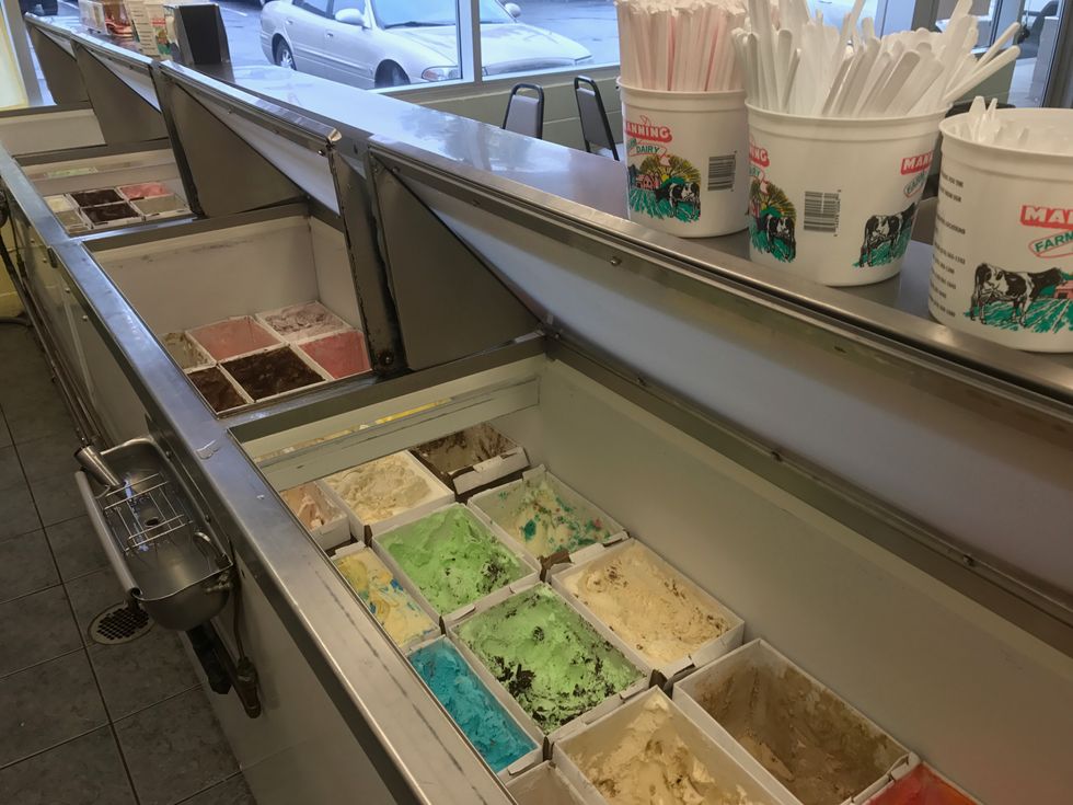 11 Things You Can Relate To If You Have Ever Worked At An Ice Cream Store