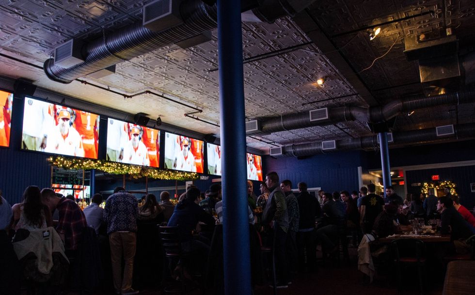 The 13 Penn State Bars You Must Begin And End Your Night At