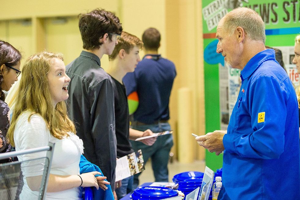 10 Ways To Successfully Prepare For A Career Fair