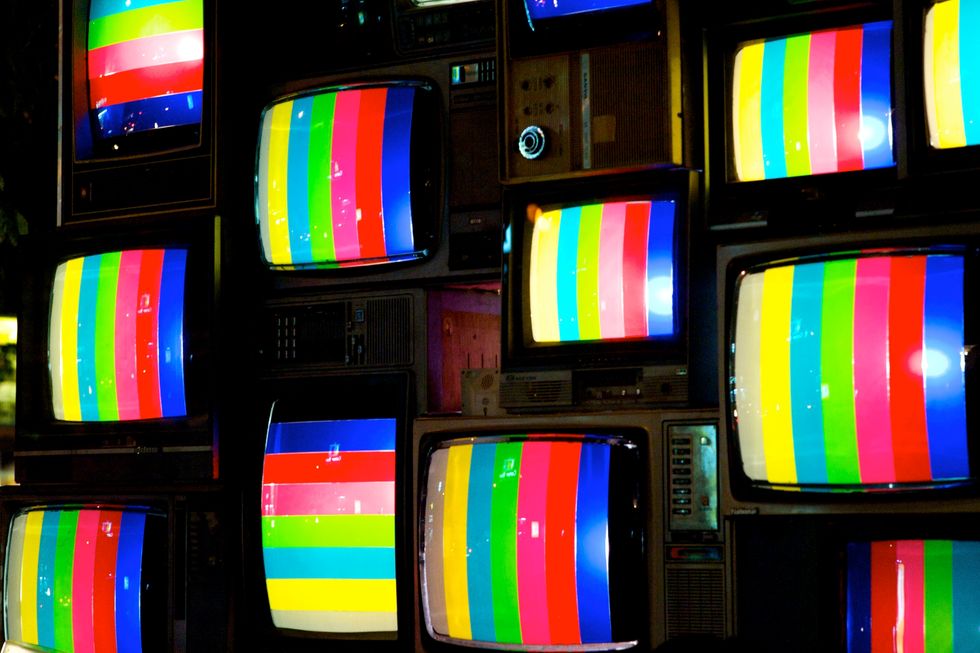 How To Properly Binge-Watch Any TV Show