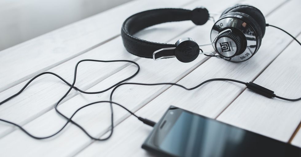 10 Throwback Songs To Get You In The Feels