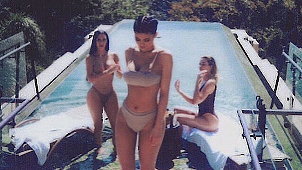 20 Things I Care More About Than The Kardashians Being Pregnant