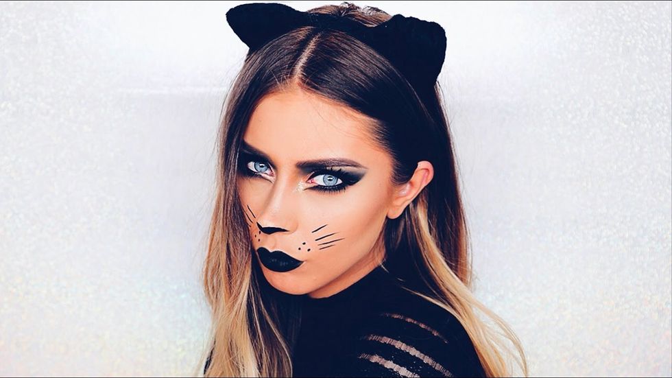 6 Reasons Black Eyeliner Is Your New BFF This Halloween