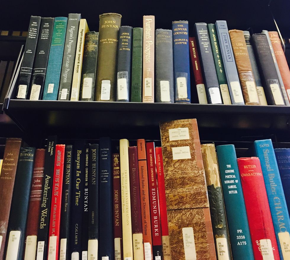 7 Easy Reads For The Busy College Student