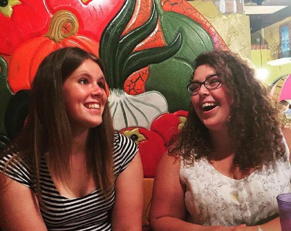 The 7 Stages Of Having Your Best Friend Visit For The Weekend