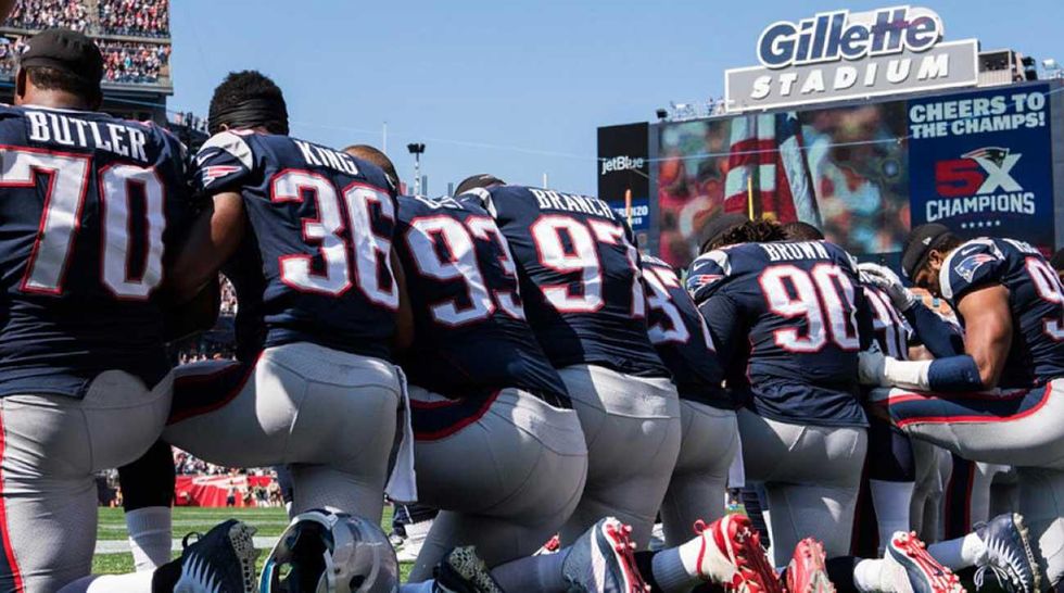 Kneeling During The National Anthem Is Absolutely Inappropriate
