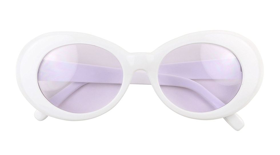 Everything You Need to Know About Those Round White Glasses