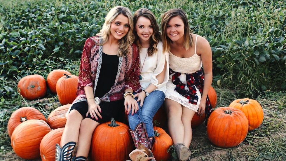 10 Things Every Sorority Girl Will Inevitably Do This Fall