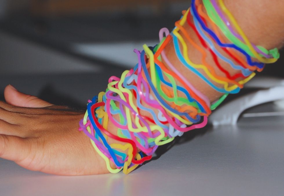 13 Things Every Elementary School Girl Had In Her Desk In The 2000s