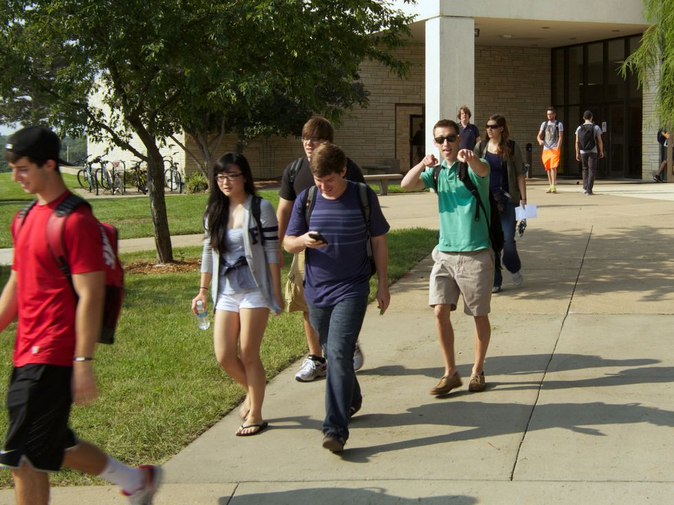 10 Things Everyone Should Learn In College