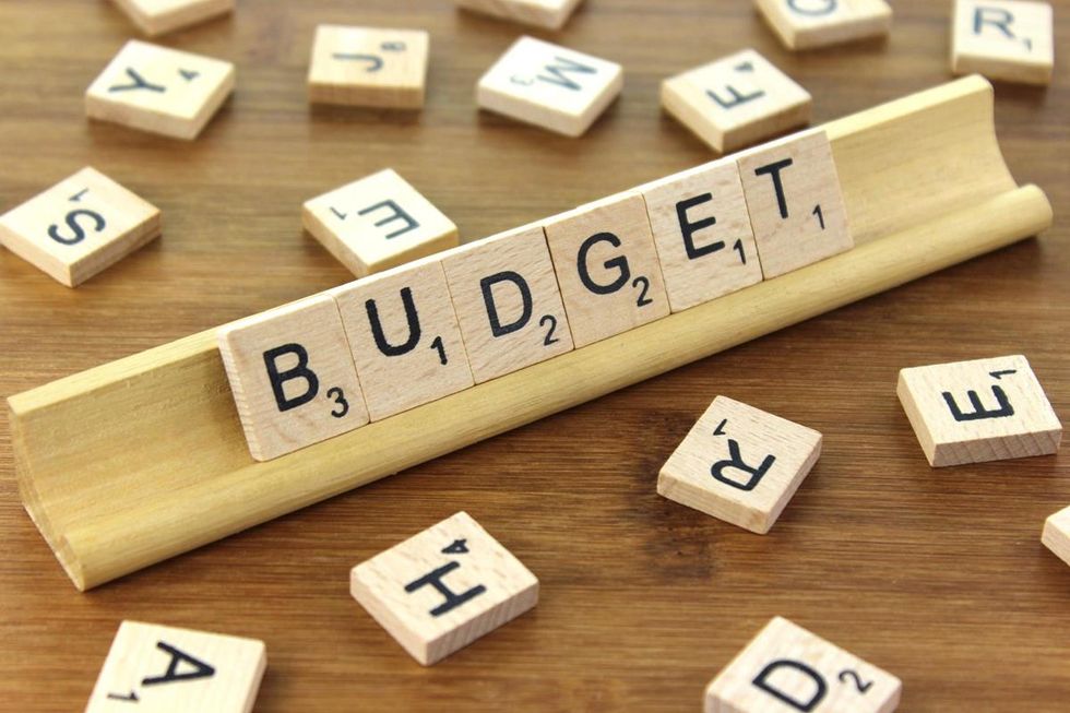 6 Reasons Why You Should Keep A Budget In College