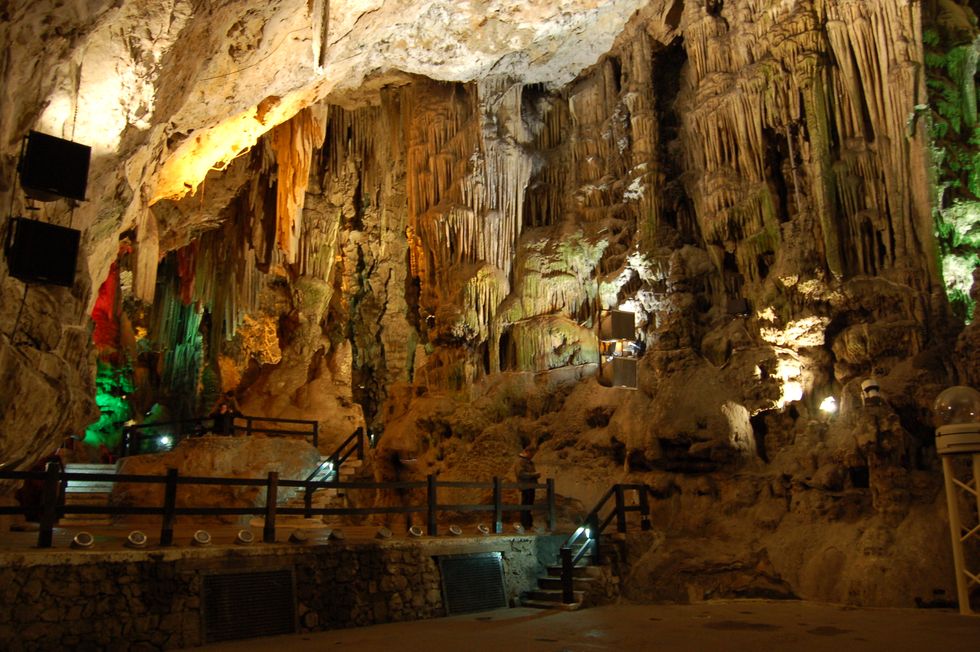 10 Best Caves To Visit In Alabama For When You Want To Escape Life