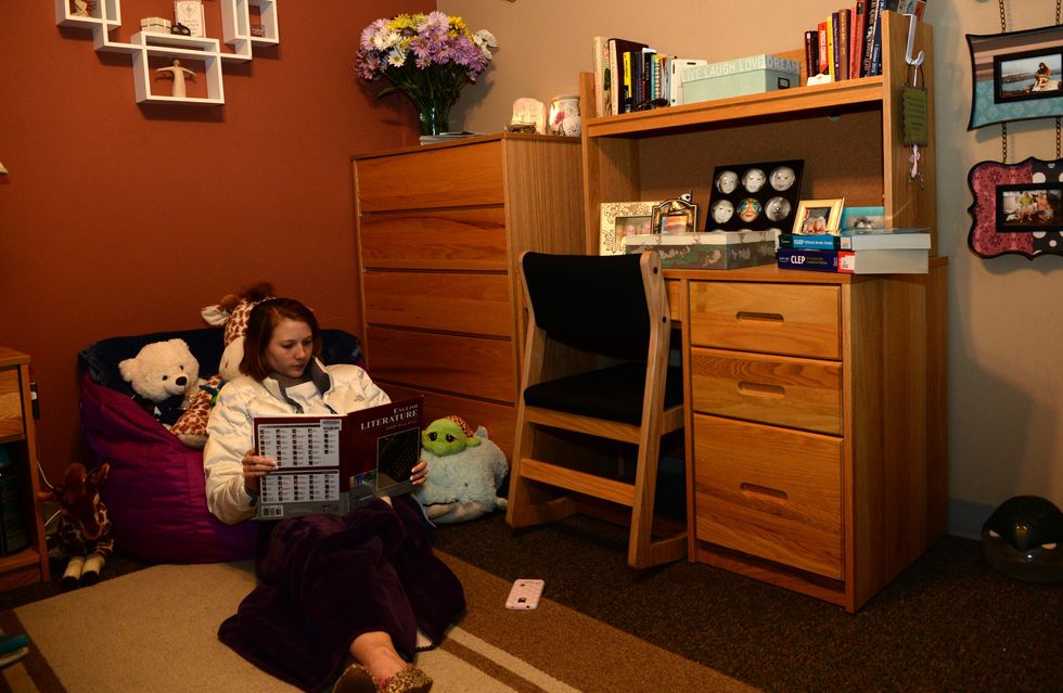 6 Tips To Keep Your Nosy Roommate Out Of Your Stuff