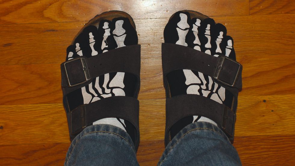 5 Shoes Not Even A Corpse Would Be Caught In, But College Kids Love