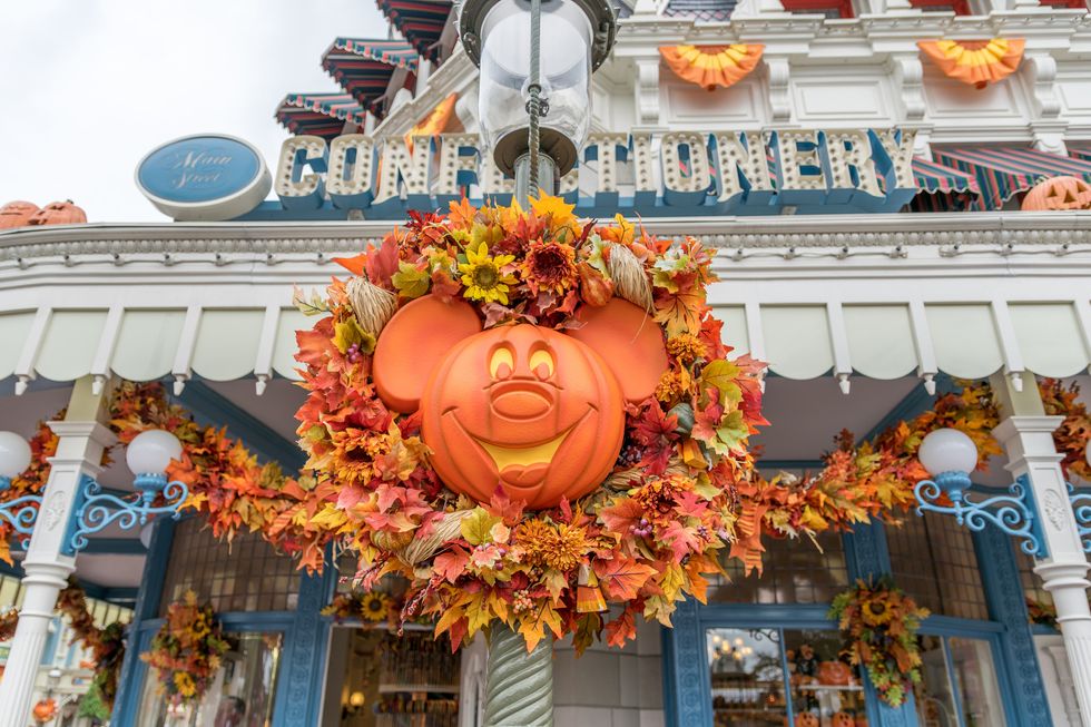 5 Reasons Why Fall Is The Best Season To Go To Disney World