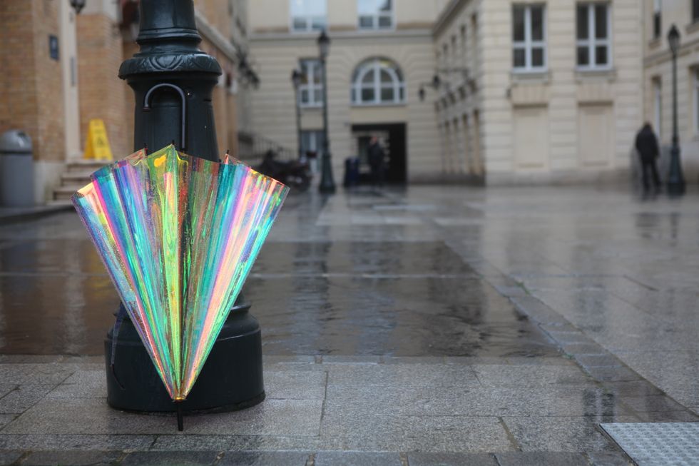 New Smart Umbrella Prepares Users For Rain