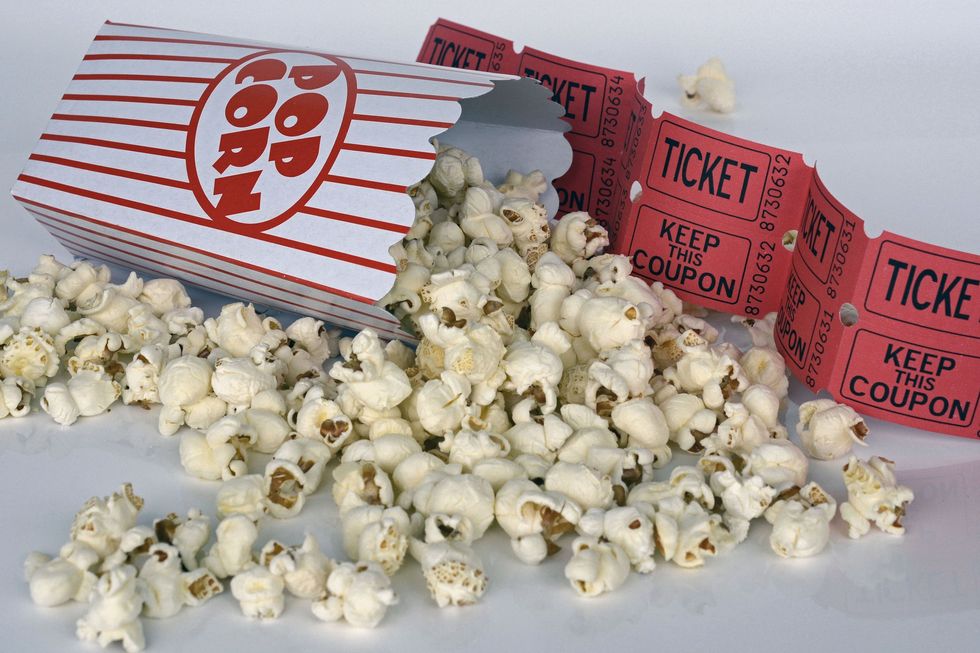 5 Reasons Why You Should Enjoy Movie Theaters