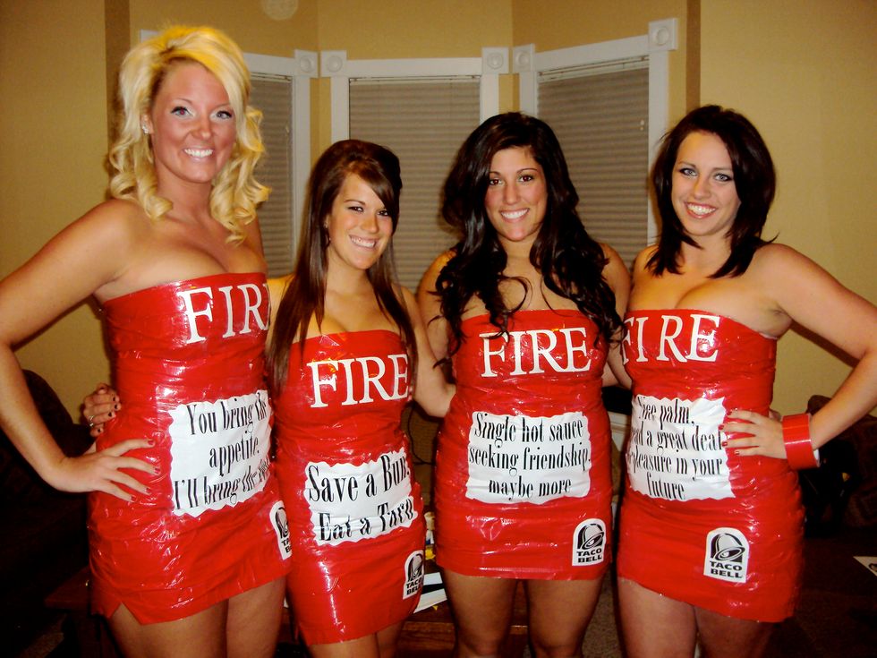 10 Halloween Costumes For Everybody Who Procrastinated