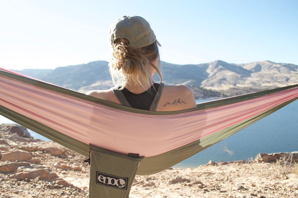 7 Signs You're Suffering From Fernweh