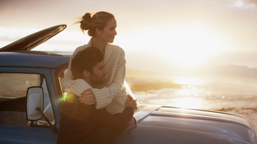 Intimate Things 19 Beautiful & Intimate Things To Do With Your Partner That Aren't Sex ...