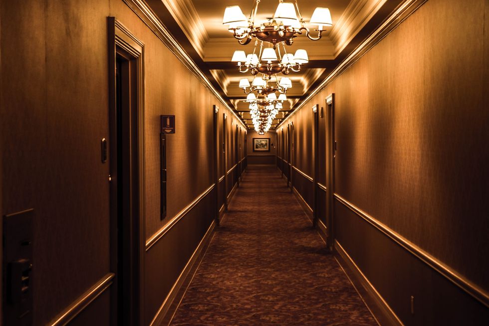 My Adventure In The Spookiest Hotel in Chicago