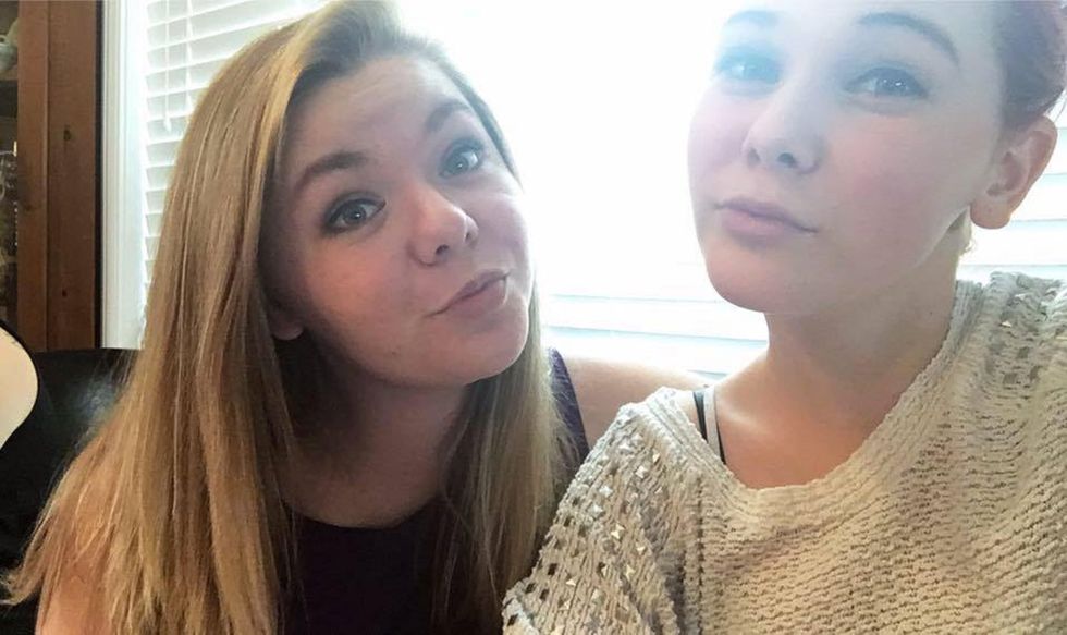 13 Texts My Little Sister Has Sent Me