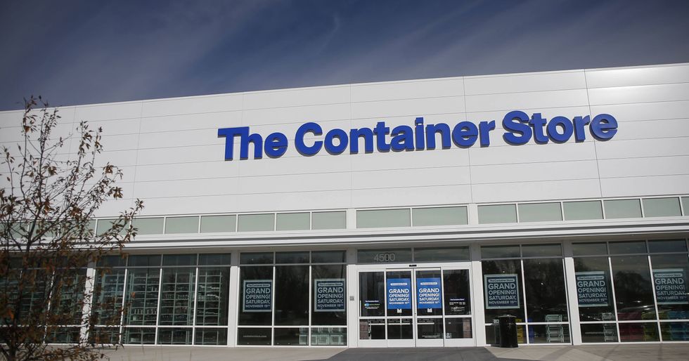5 Reasons I LOVE Being A Container Store Employee!
