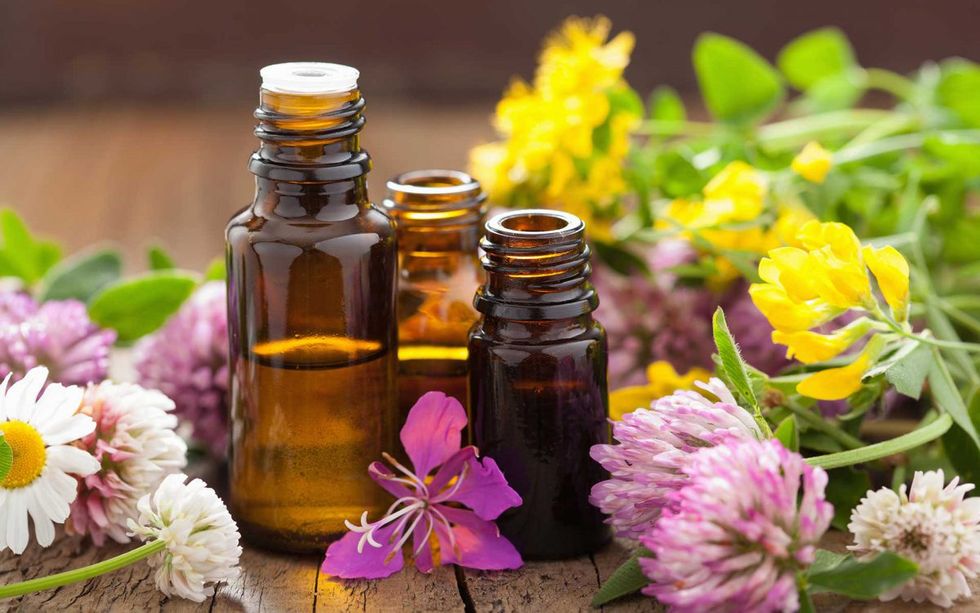 5 Essential Oils and Their Benefits