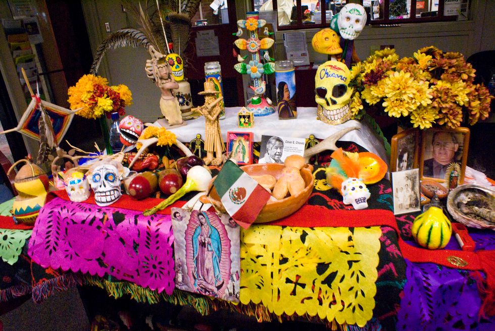 Poetry on Odyssey: Día De Los Muertos