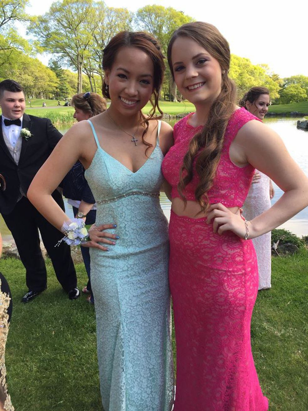 I'm The Girl Who Went To Prom Alone, And That's Okay