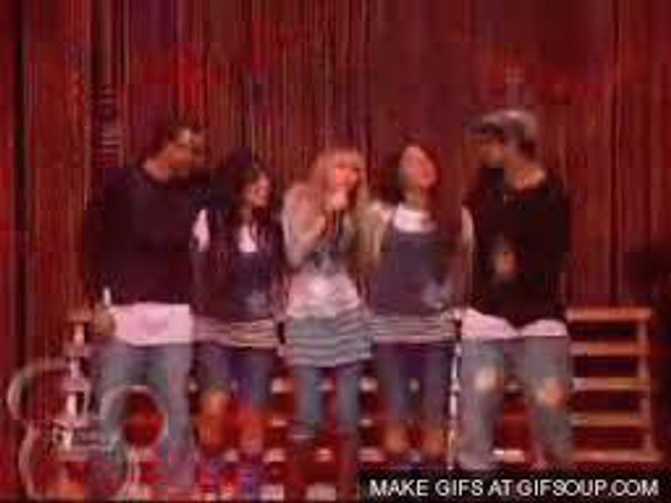 11 Songs To Dedicate To Your Best Friend