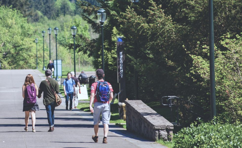 10 Real Reasons Behind Why You Were Probably Late To Class Today