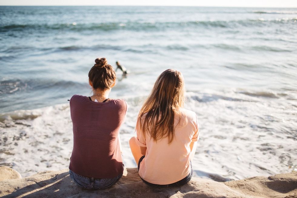 5 Things Anyone With A Long-Distance BFF Can Relate To