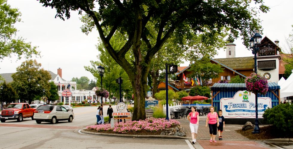 11 Things Every Tourist Has To Do While In Frankenmuth, Michigan