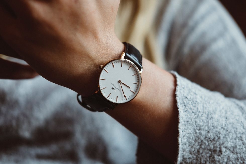 7 Signs You May Be A Little TOO Punctual