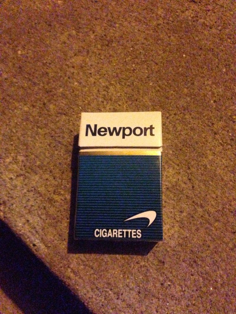 leo dicaprio cigarette Leonardo DiCaprio's Bad Habit Is Killing Him... And The Environment