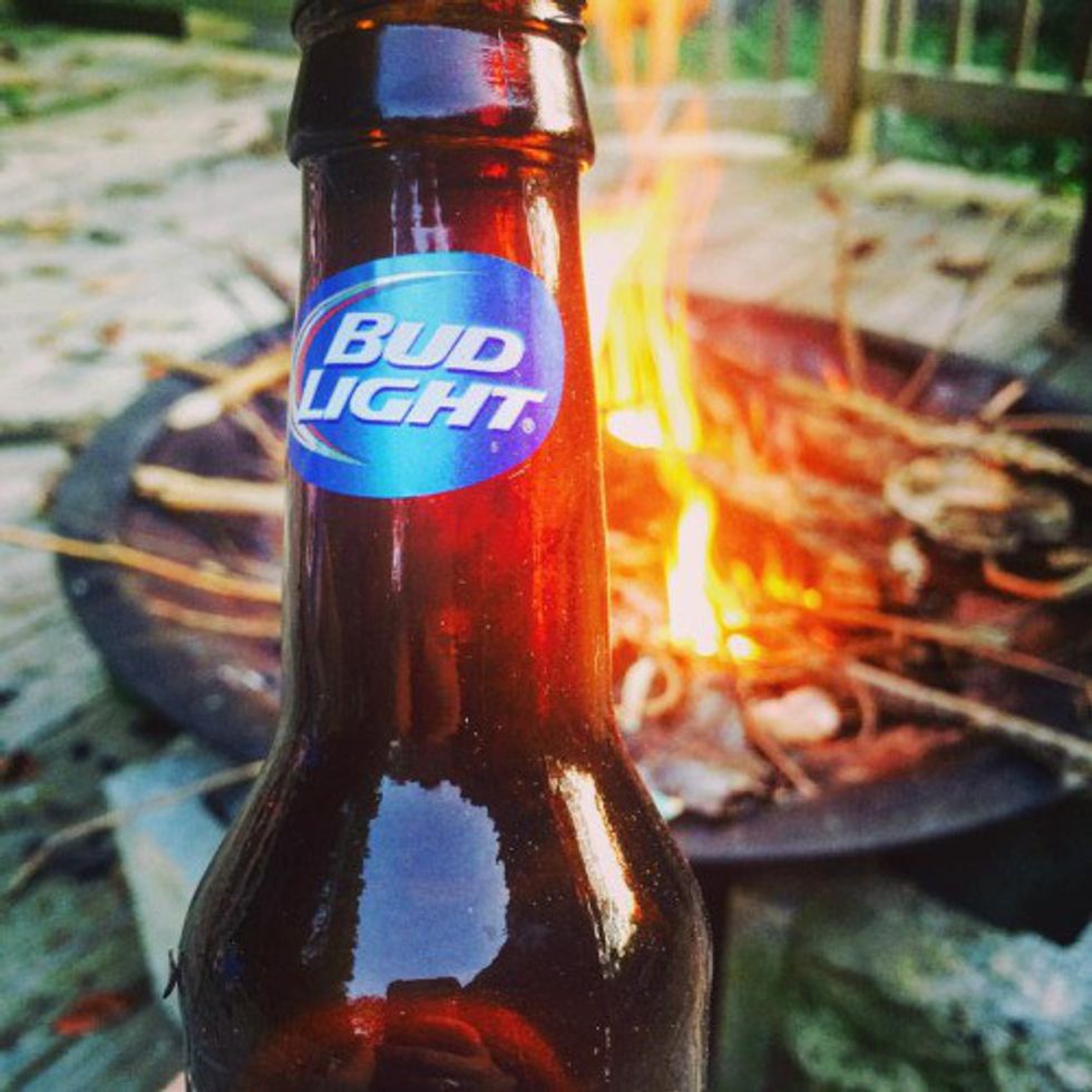 10 Reasons To Date A Country Girl