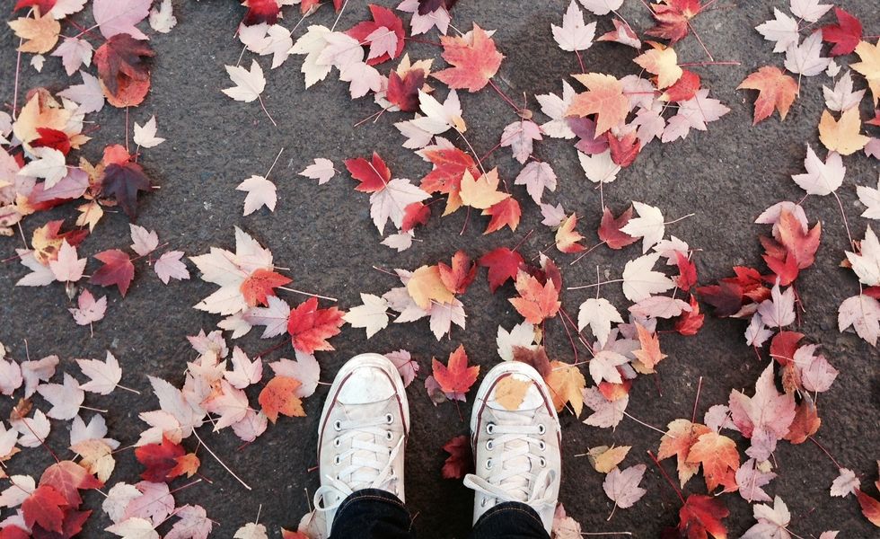 6 Different Ways Southerners React To Fall Weather