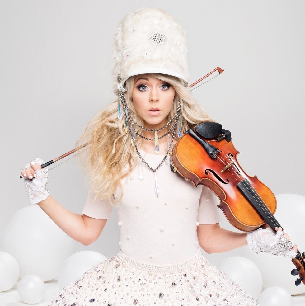 A Complete Review Of Lindsey Stirling's "Warmer In The Winter"