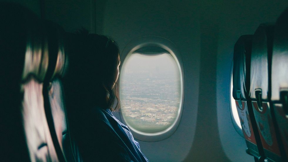 Sorry, But The 1 Hour That Separates You And Your Boyfriend Isn't 'Long Distance'