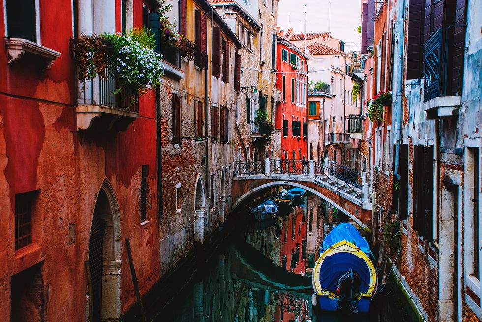 8 Concepts That Shocked My American Friends About Italy