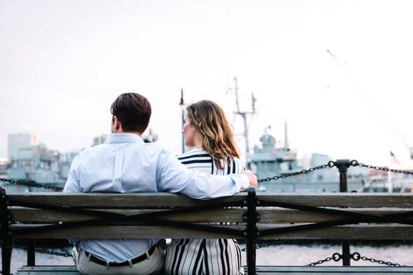 5 Ways To Survive The 'Talking Stage' Without Getting Hurt
