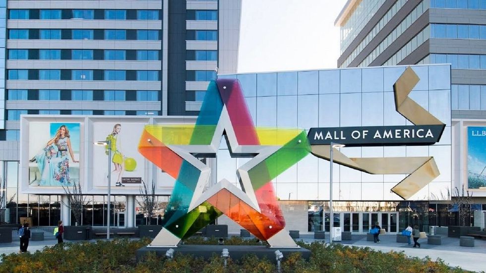 A Day In The Life Of A Mall Of America Employee